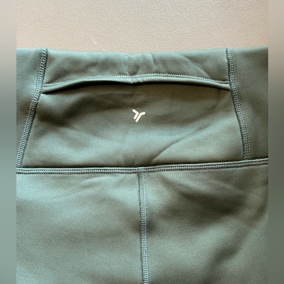 OLD Navy Olive Green High-Waisted UltraCoze Fleece-Lined Flare Leggings, 3X - Picture 6 of 14